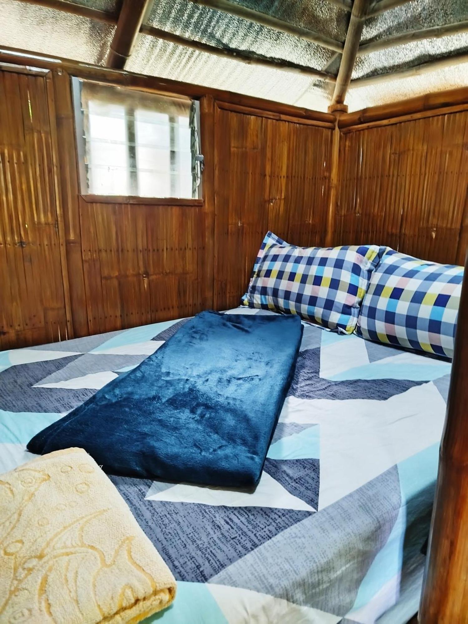 Rea'S Bamboo Resort Gabaldon 客房 照片