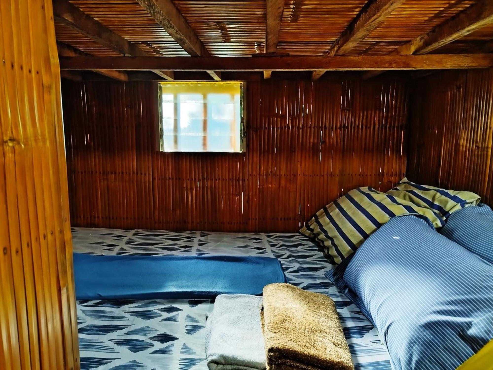 Rea'S Bamboo Resort Gabaldon 客房 照片