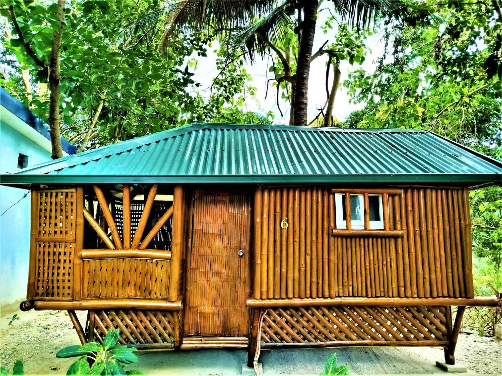 Rea'S Bamboo Resort Gabaldon 客房 照片