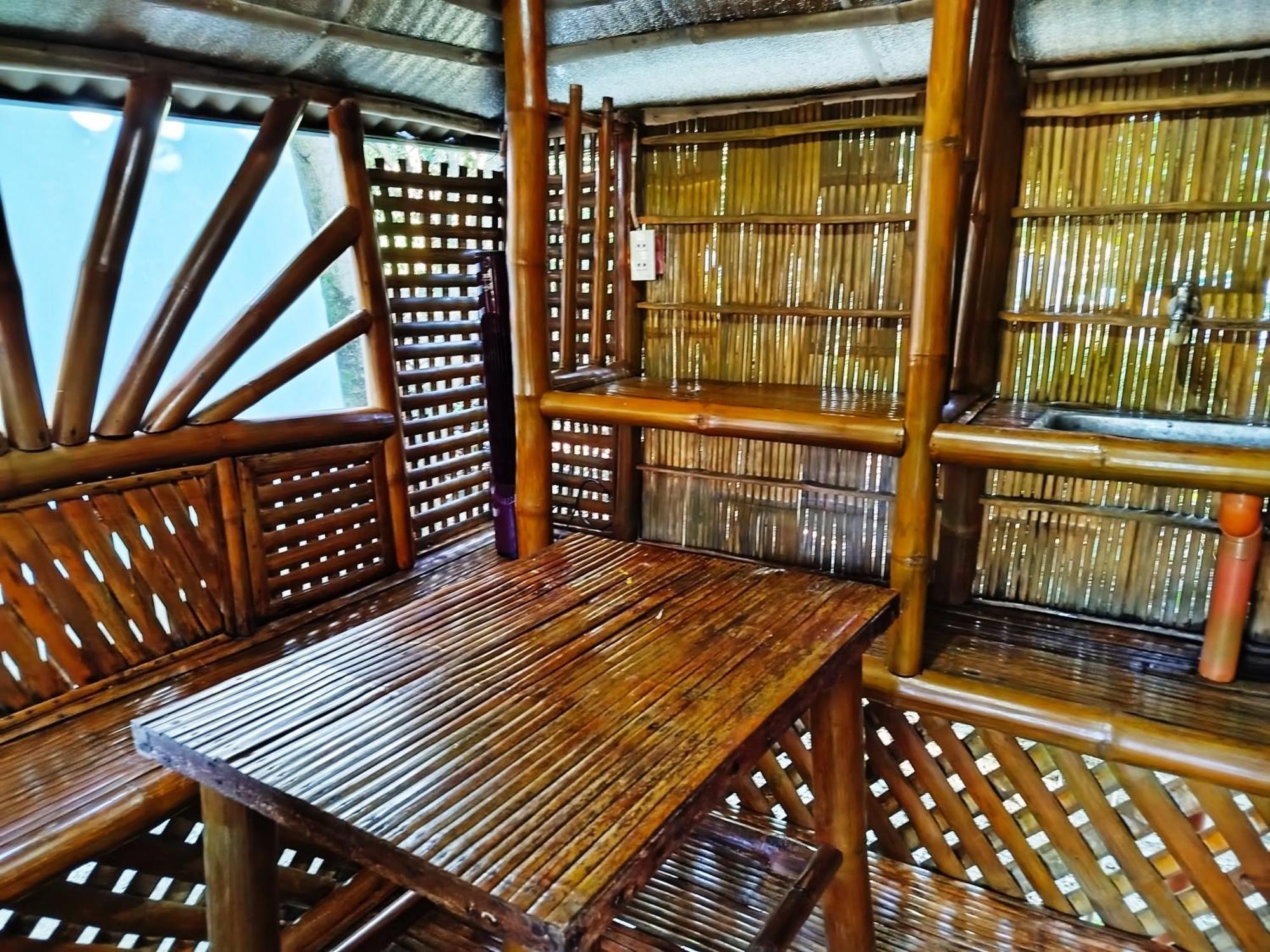 Rea'S Bamboo Resort Gabaldon 客房 照片