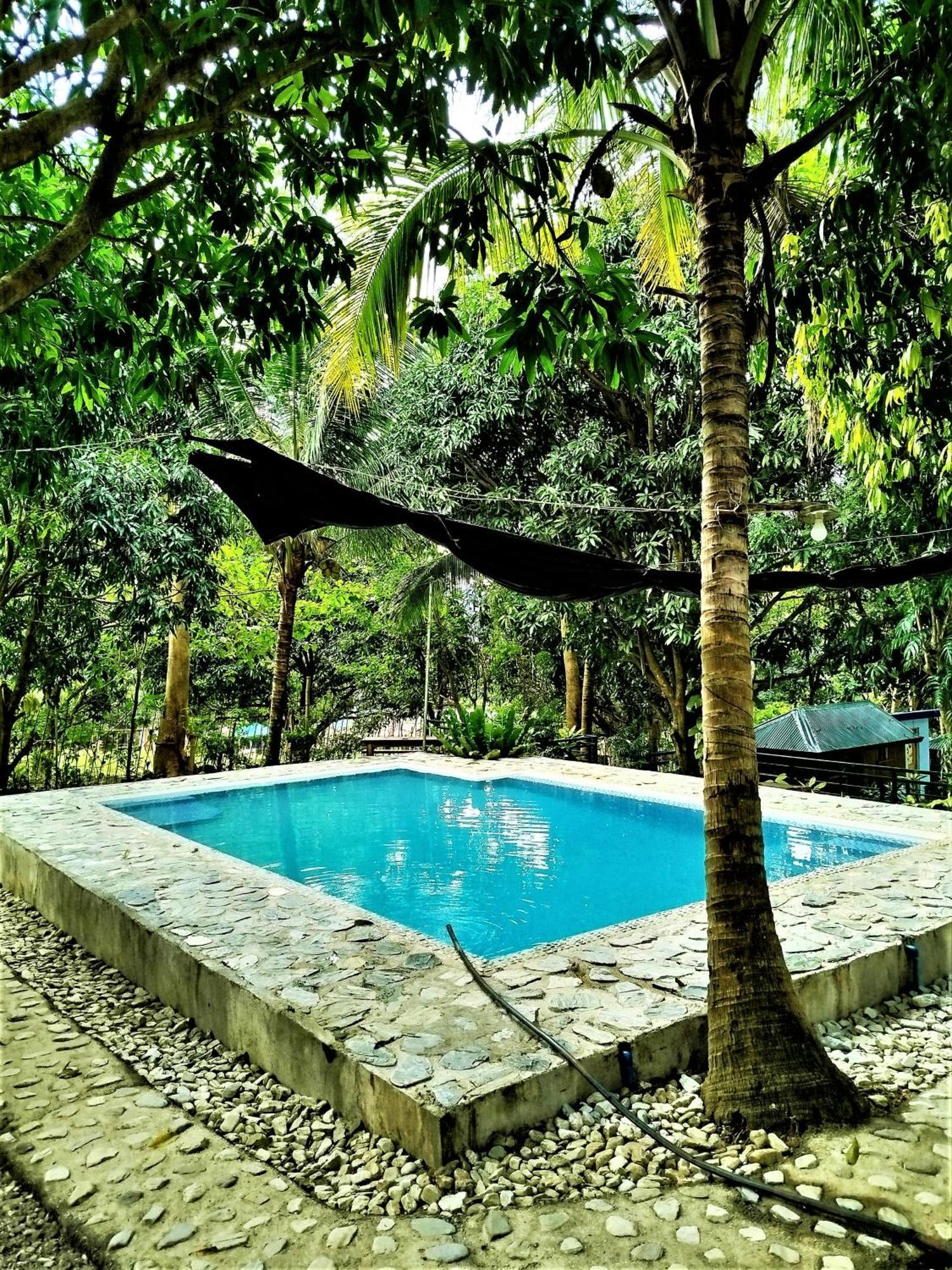 Rea'S Bamboo Resort Gabaldon 外观 照片