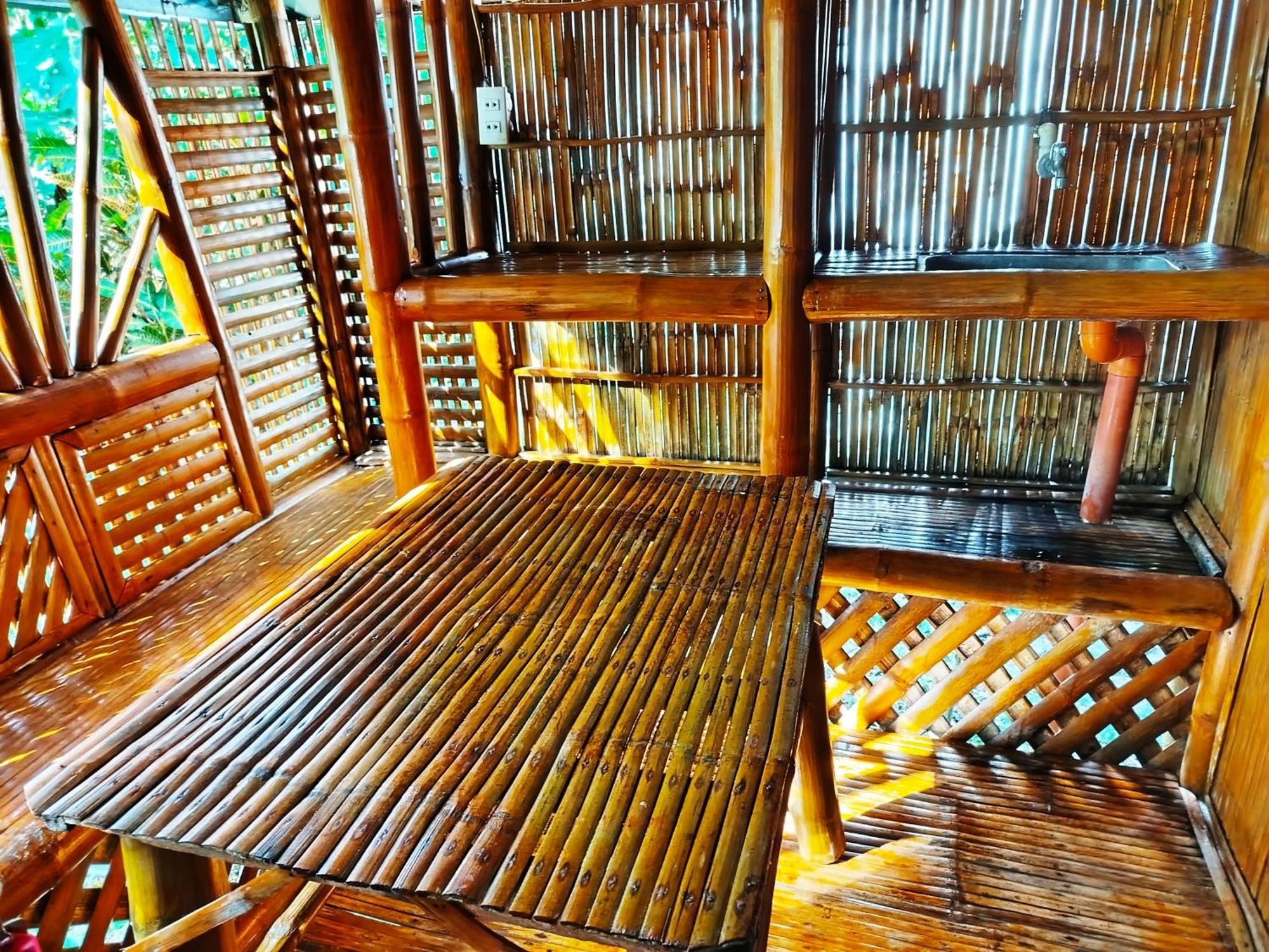 Rea'S Bamboo Resort Gabaldon 客房 照片