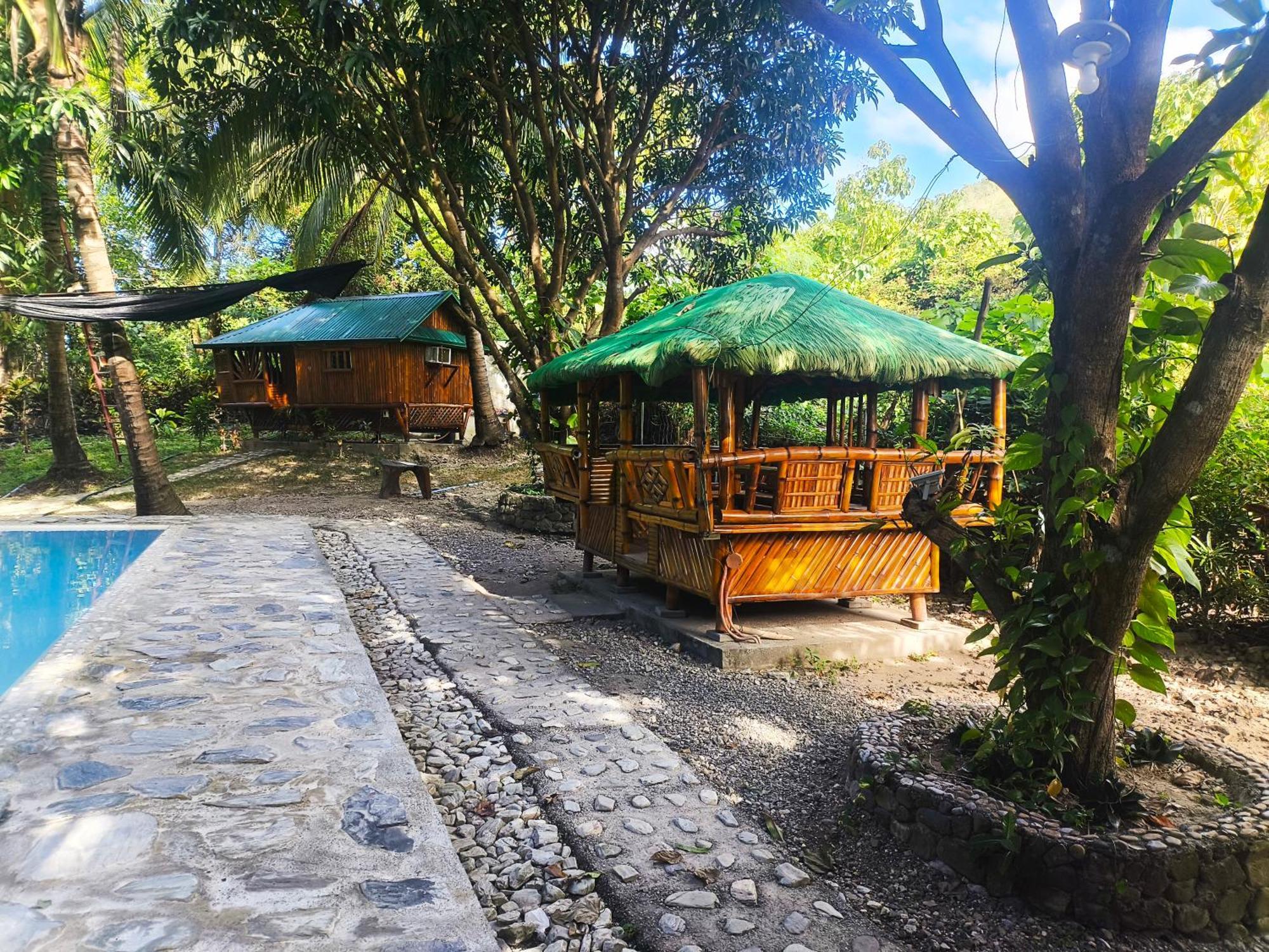 Rea'S Bamboo Resort Gabaldon 外观 照片
